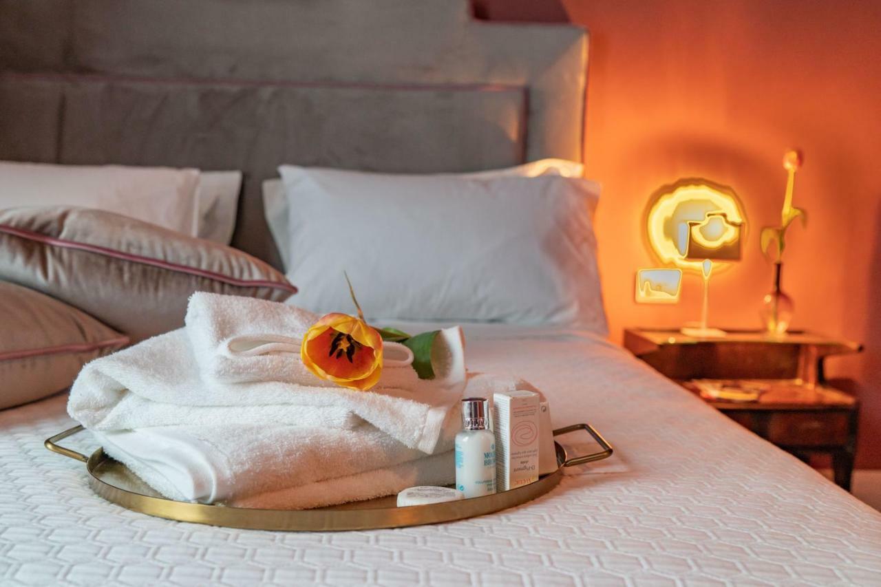 Il Fiore D'Oro Luxury Holiday House Napoli Bagian luar foto