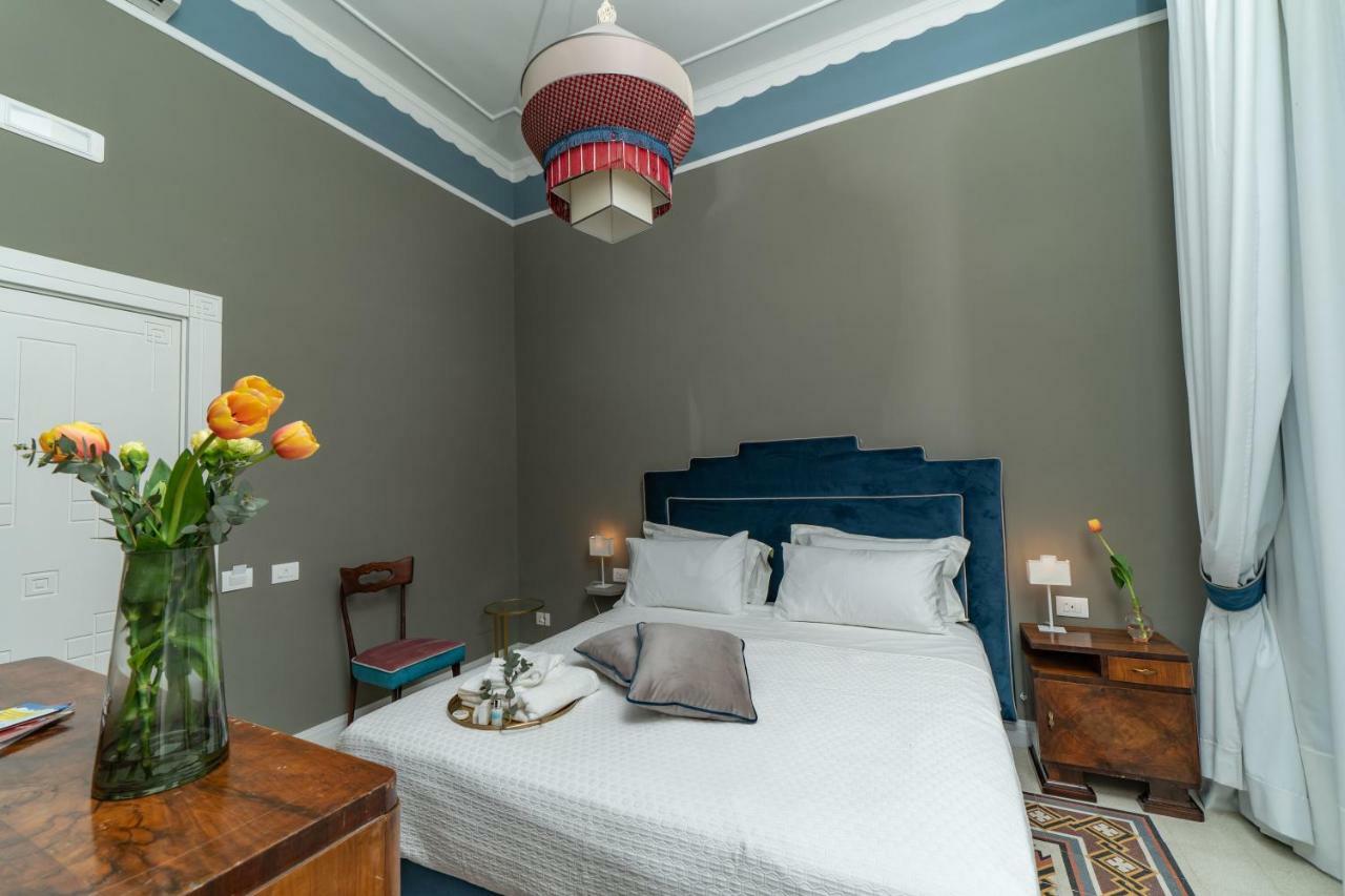 Il Fiore D'Oro Luxury Holiday House Napoli Bagian luar foto